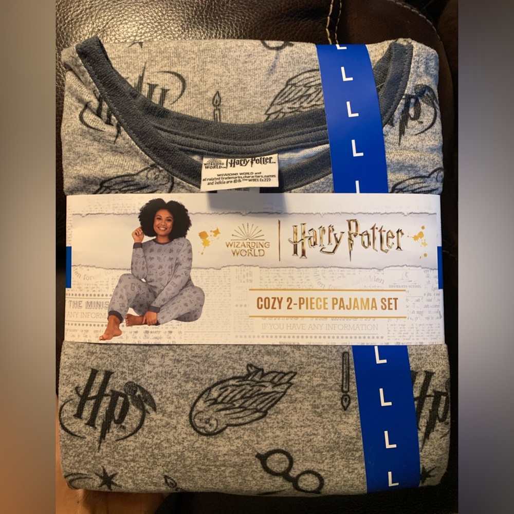 Harry Potter pajama set brand new size L